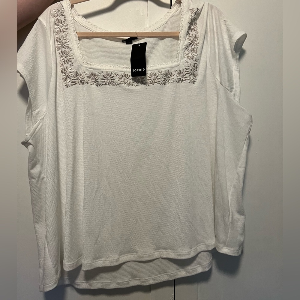 TORRID ivory top